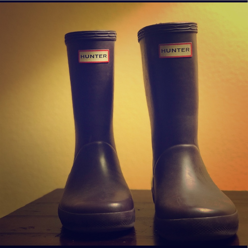 Hunter dark purple boots for girls